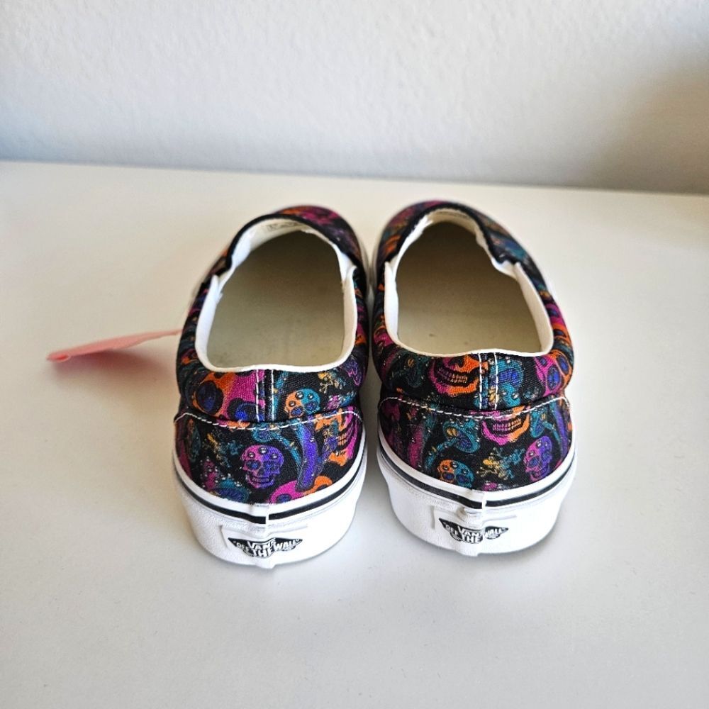 NWT Vans | Trippy Dip Classic Slip-On Shoes Black Multi Mushroom Skull Women 9 - Picture 6 of 7